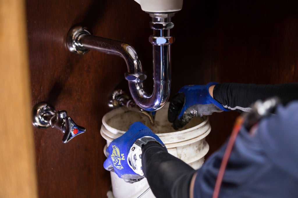 排水トラップ水漏れ修理